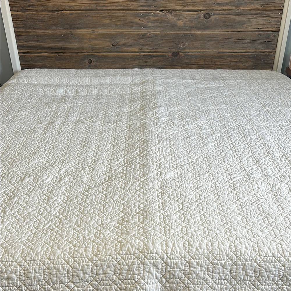 Pottery Barn Cream/Tan Reversible Quilted Bedspread